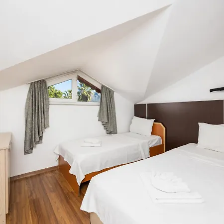 Legend Of Hotel